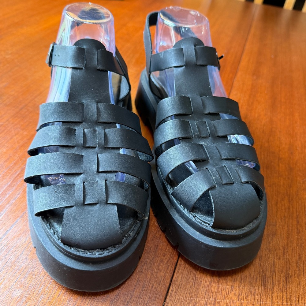 Black Fisherman Sandals Chunky Lug Sole Sz 41 Goth Grunge Edgy Y2K Street